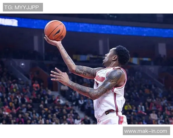 马尚布鲁克斯的篮球之路与传奇人生探索