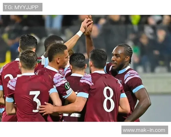 维拉与博尔盾的精彩对决揭示英超新赛季的竞争格局与球队实力分析