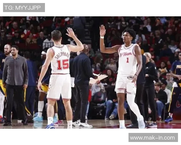 火箭与灰熊激战回放精彩瞬间分析与赛后点评